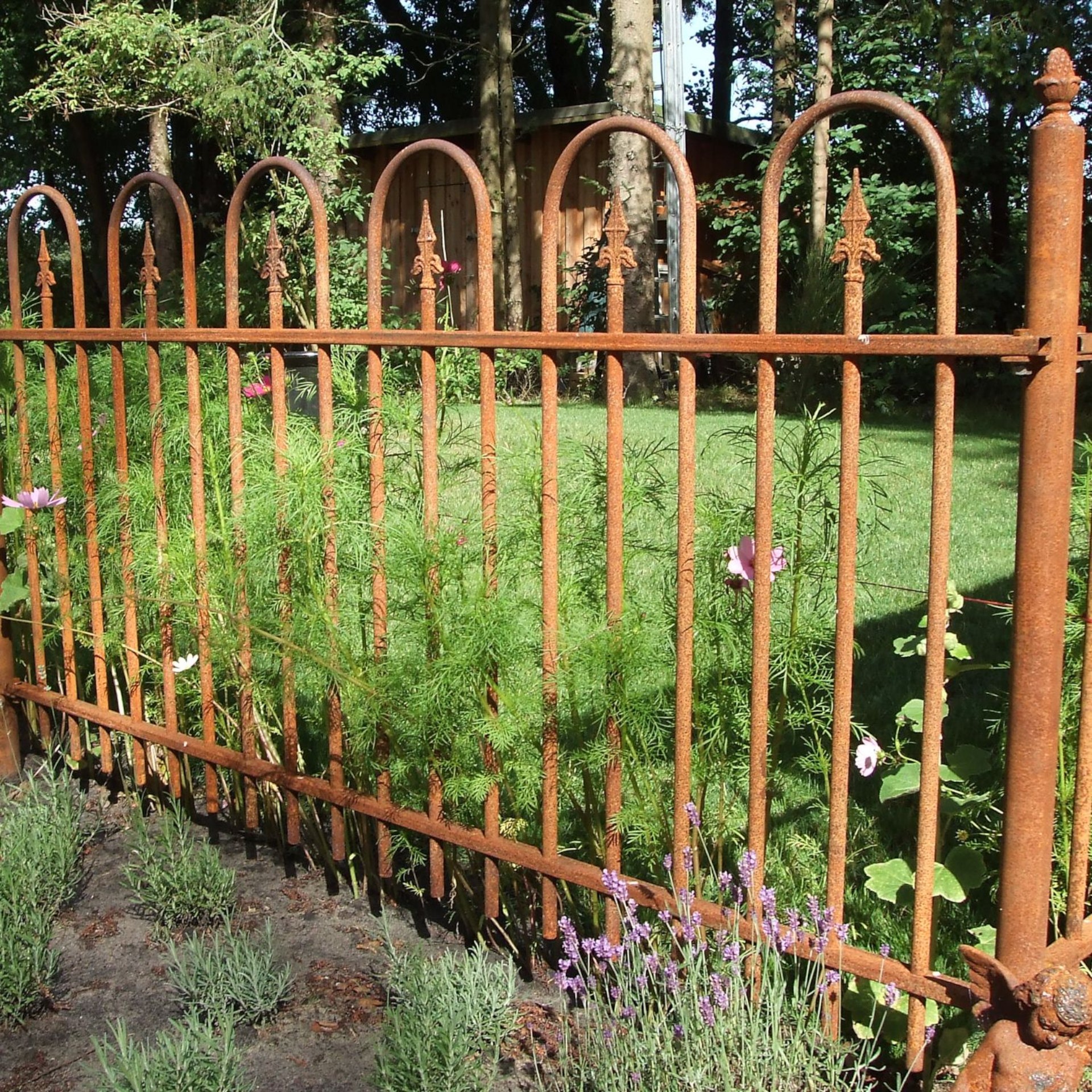 Darstellung von Pfosten für Zaun h= 100 cm