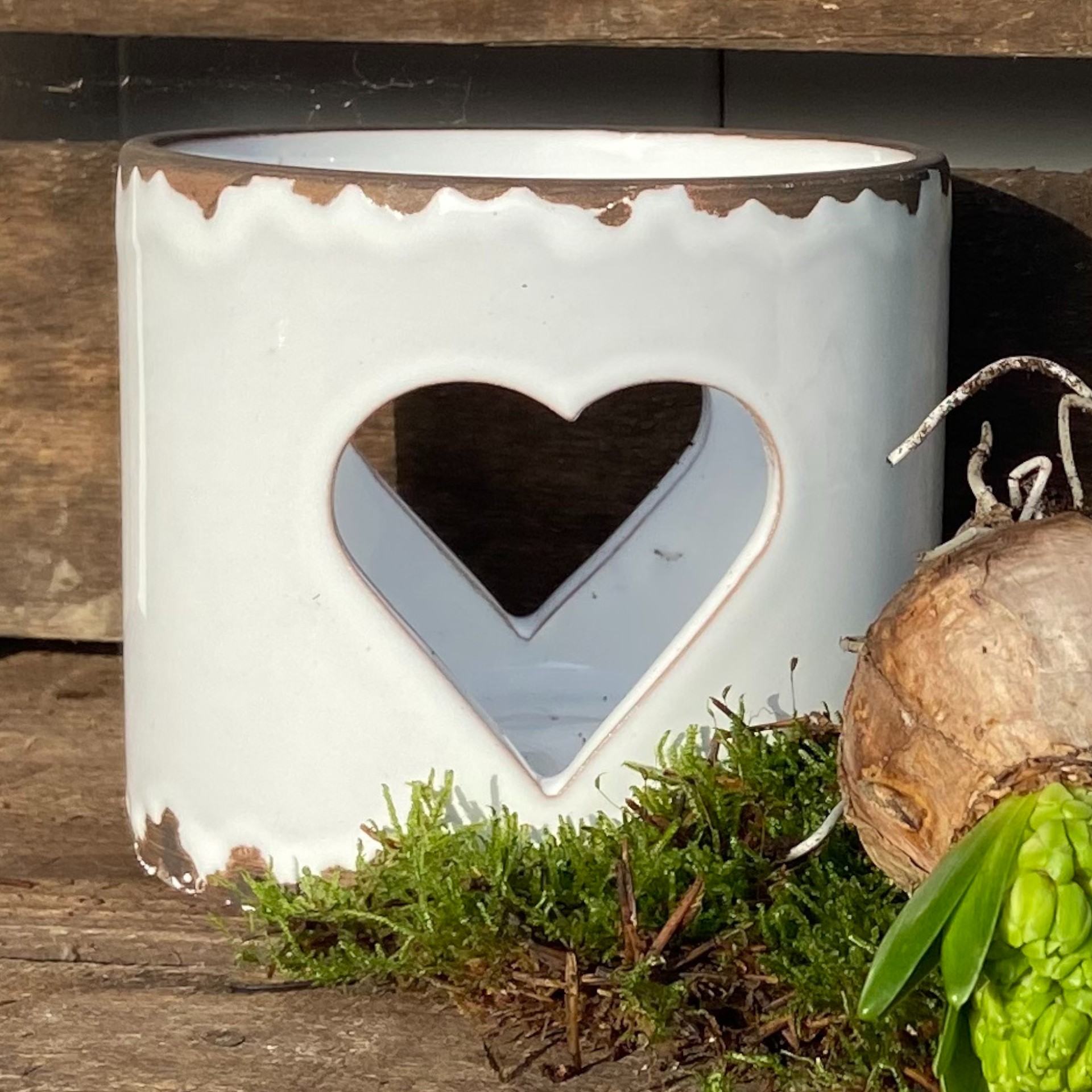 Darstellung von RP Windlicht Herz WEISS 12,5x10,5 cm