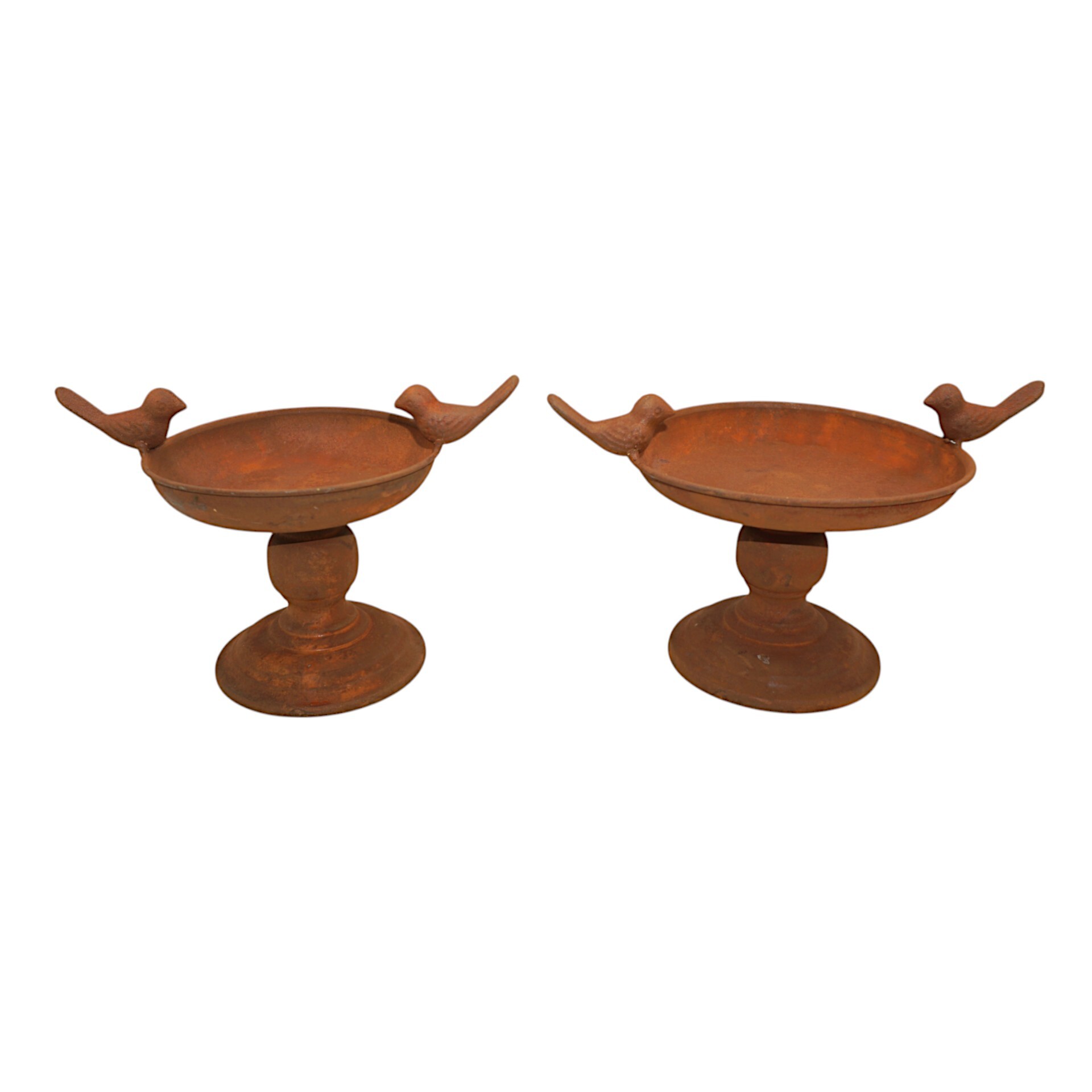 Vogeltränke rost gross m. 2 Vogerl Darstellung von Vogeltränke rost gross m. 2 Vogerl